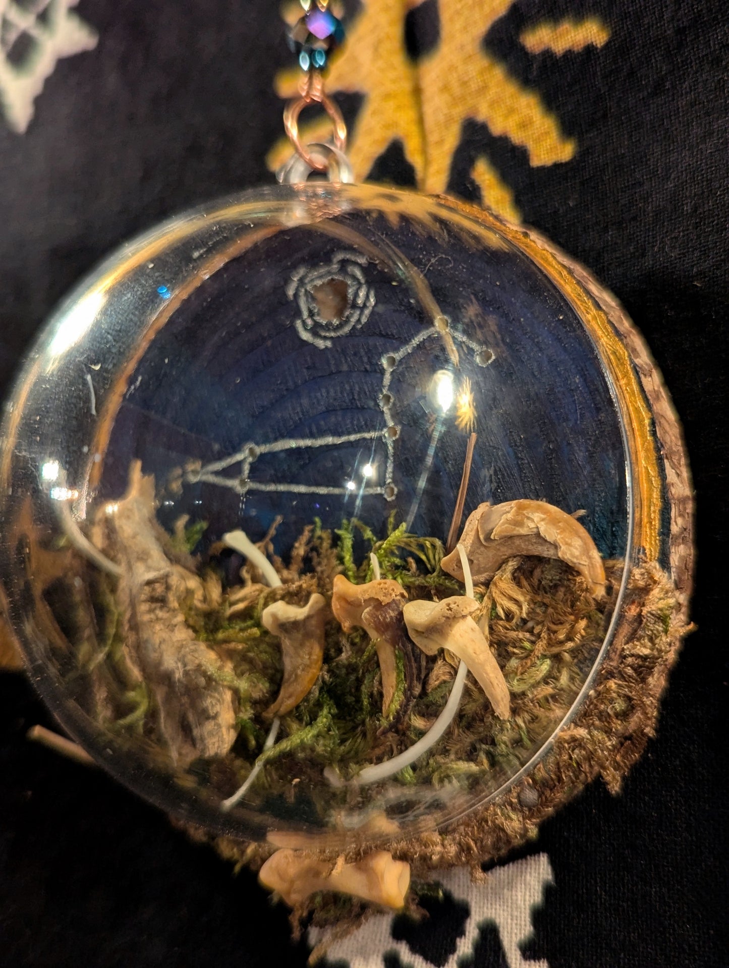 Leo Oddity Ornament '24
